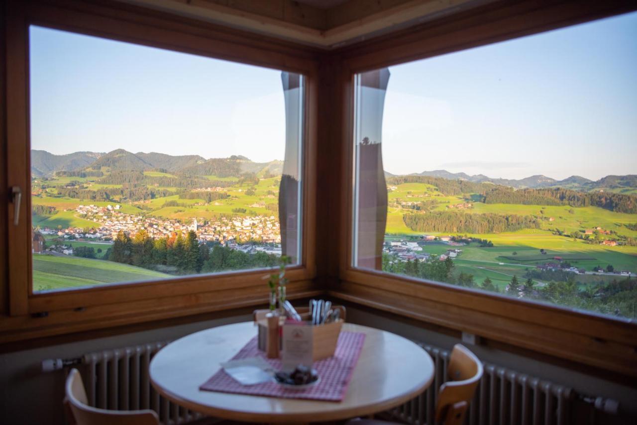 Restaurant Und Kaeserei Berghof Ganterschwil
